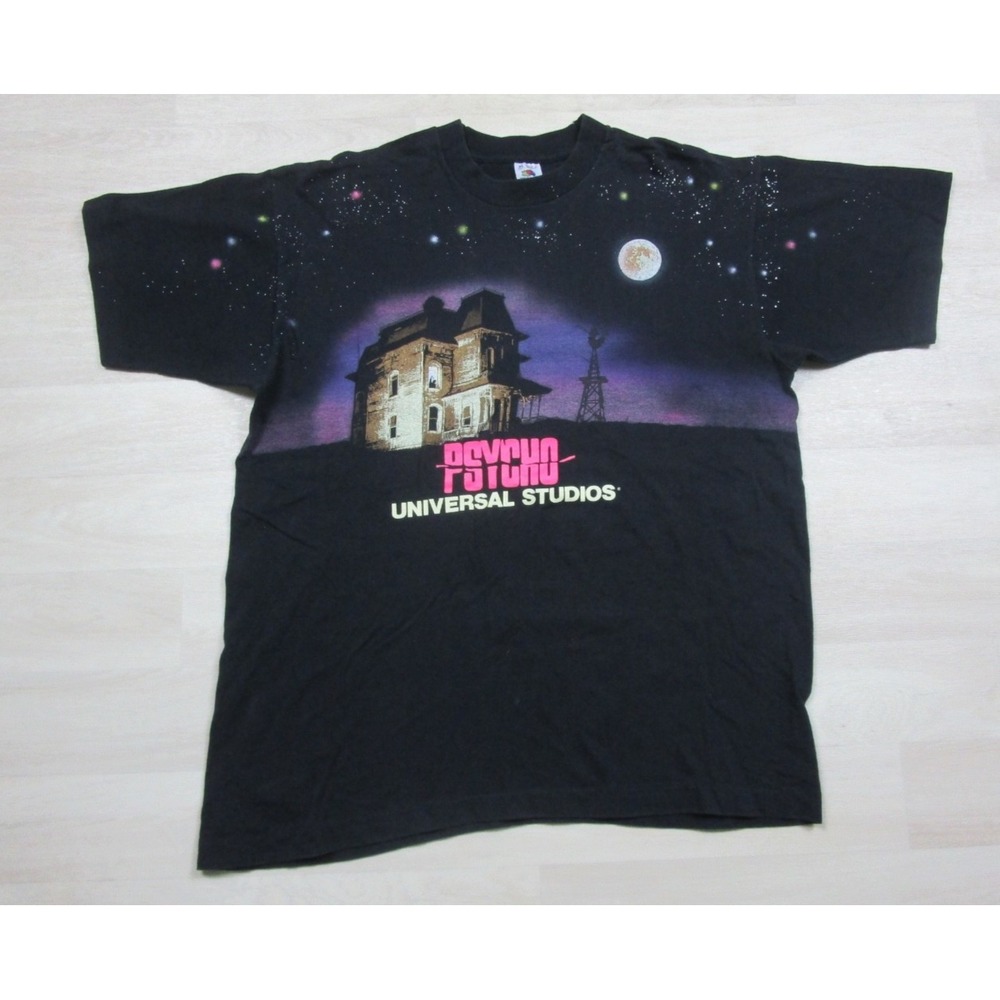 Vintage 90s Psycho T-Shirt (XL) Alfred Hitchcock Universal Studios Horror AOP
